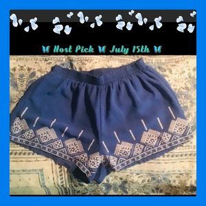 🎉HP NWOT ENTRO AZTEC PRINT DRESS SHORTS